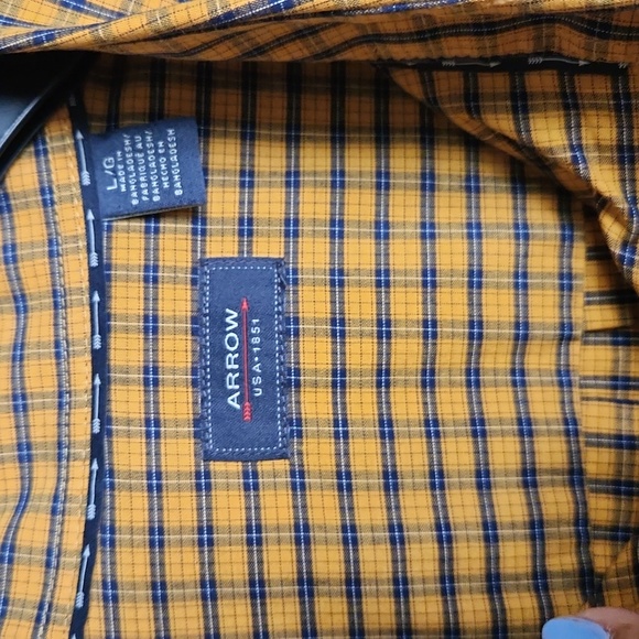 Arrow, Men's gold plaid shirt, long sleeves, like new, Sz L/G - Picture 8 of 8